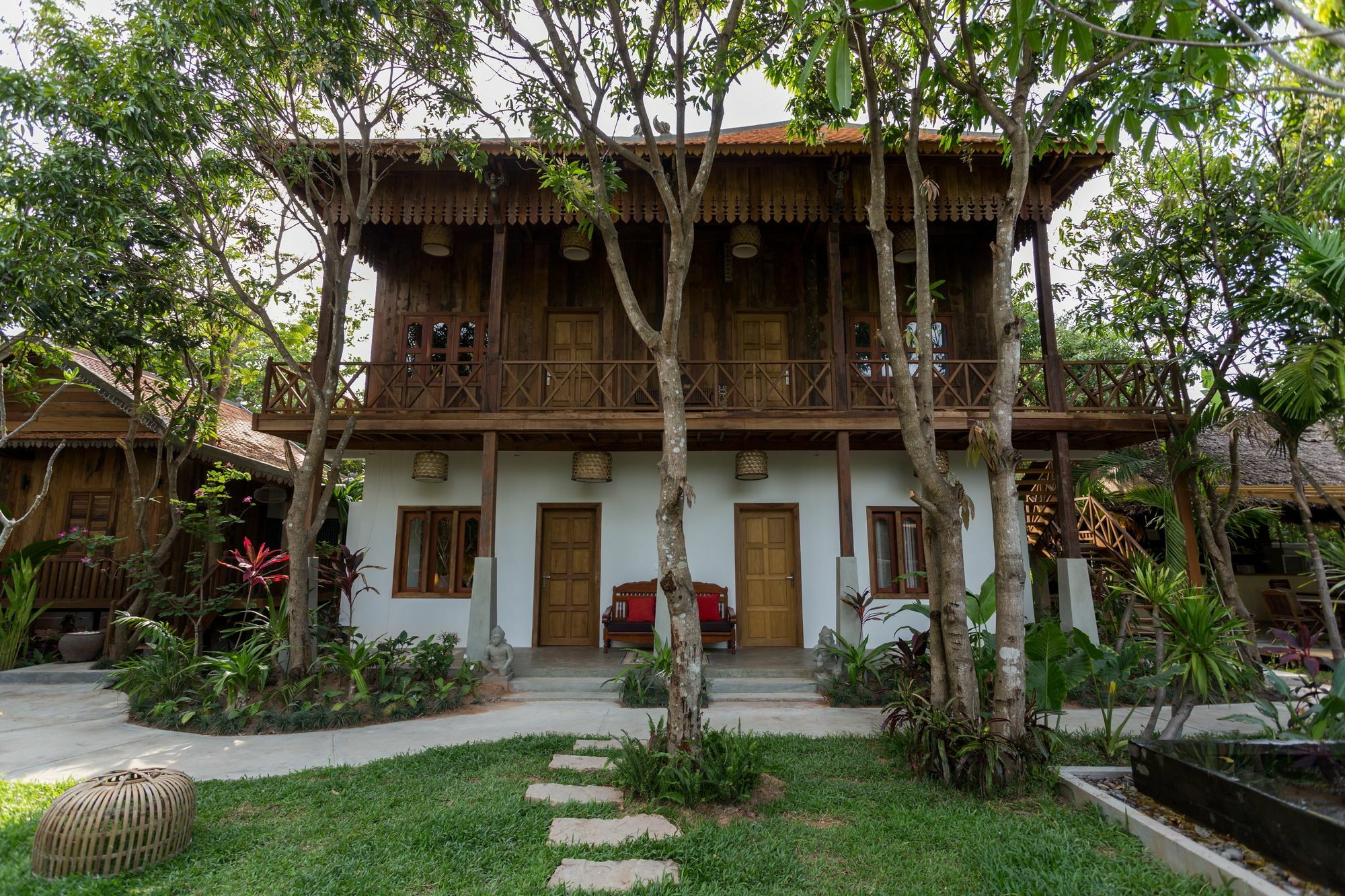 Isann Lodge Siem Reap Esterno foto